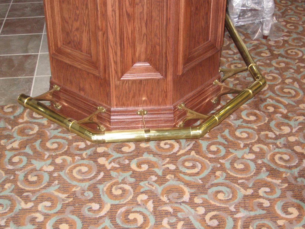 Wall & Bar Mounted Foot Rails Wall & Bar Mounted Foot Rails